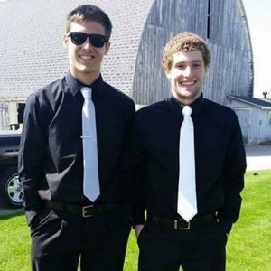 Meet your Posher, Dontae